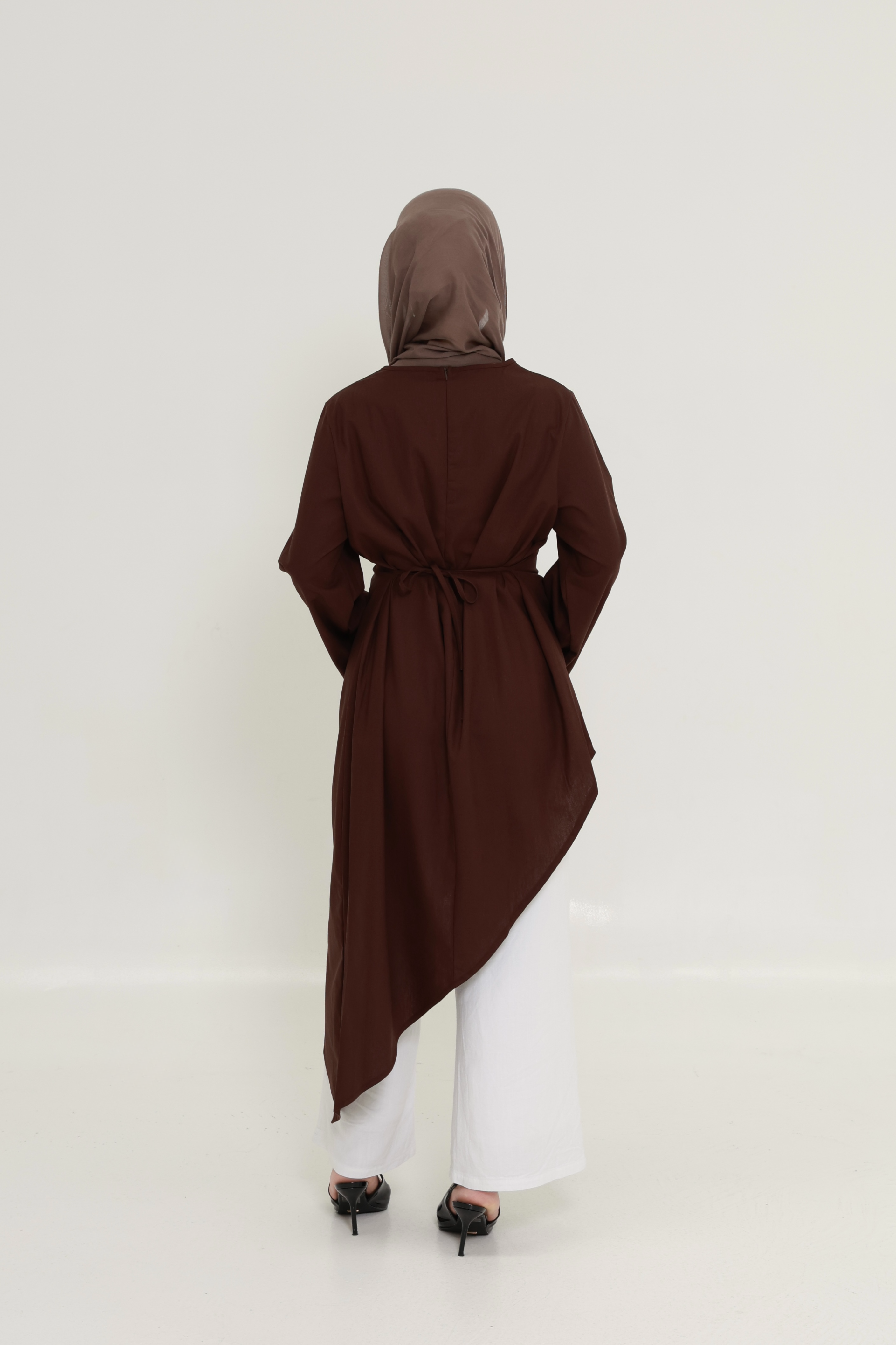 Noura Asymmetric Top